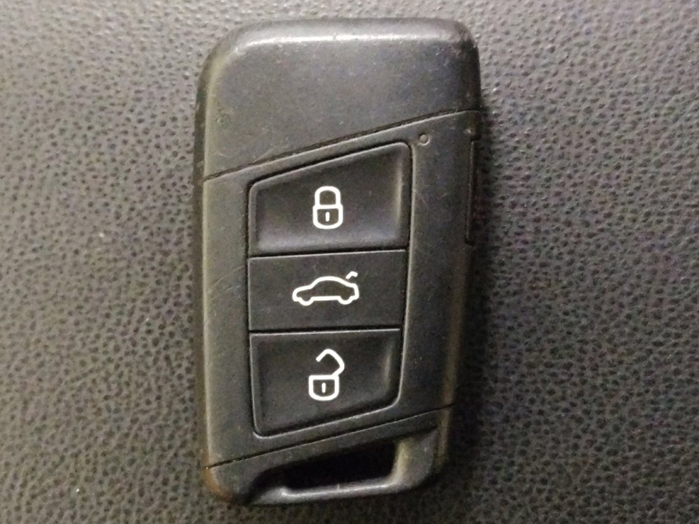 Used 2019 Volkswagen Jetta R-Line FWD image 32