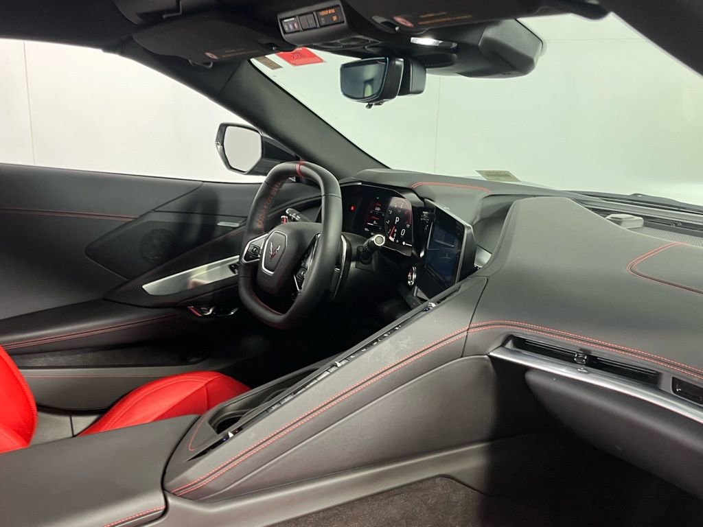 Used 2024 Chevrolet Corvette Stingray Coupe w/ 1LT RWD image 28