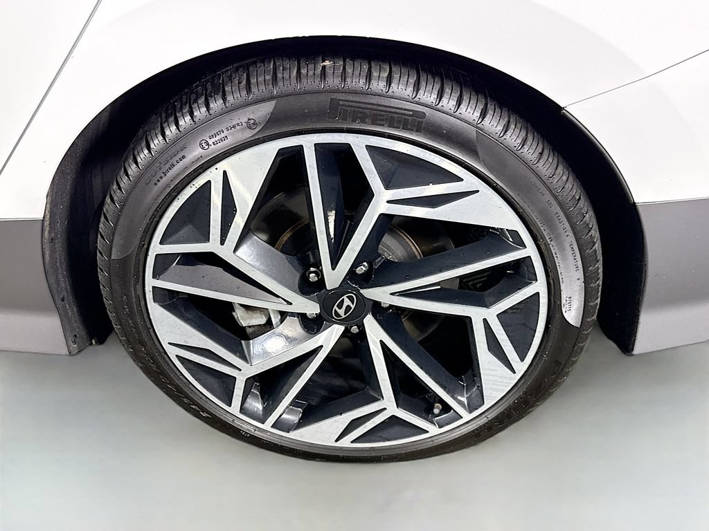 Certified 2023 Hyundai Ioniq 6 SEL AWD/4WD image 34