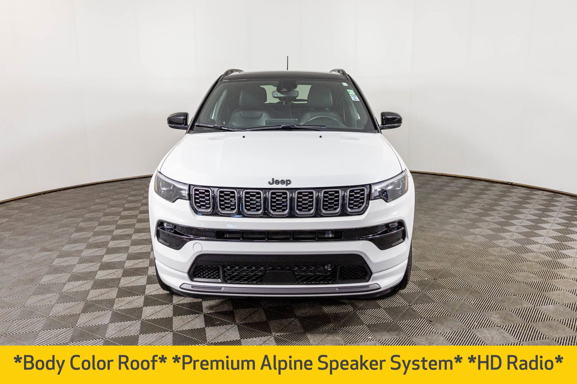 Used 2024 Jeep Compass Limited w/ High Altitude Package image 7