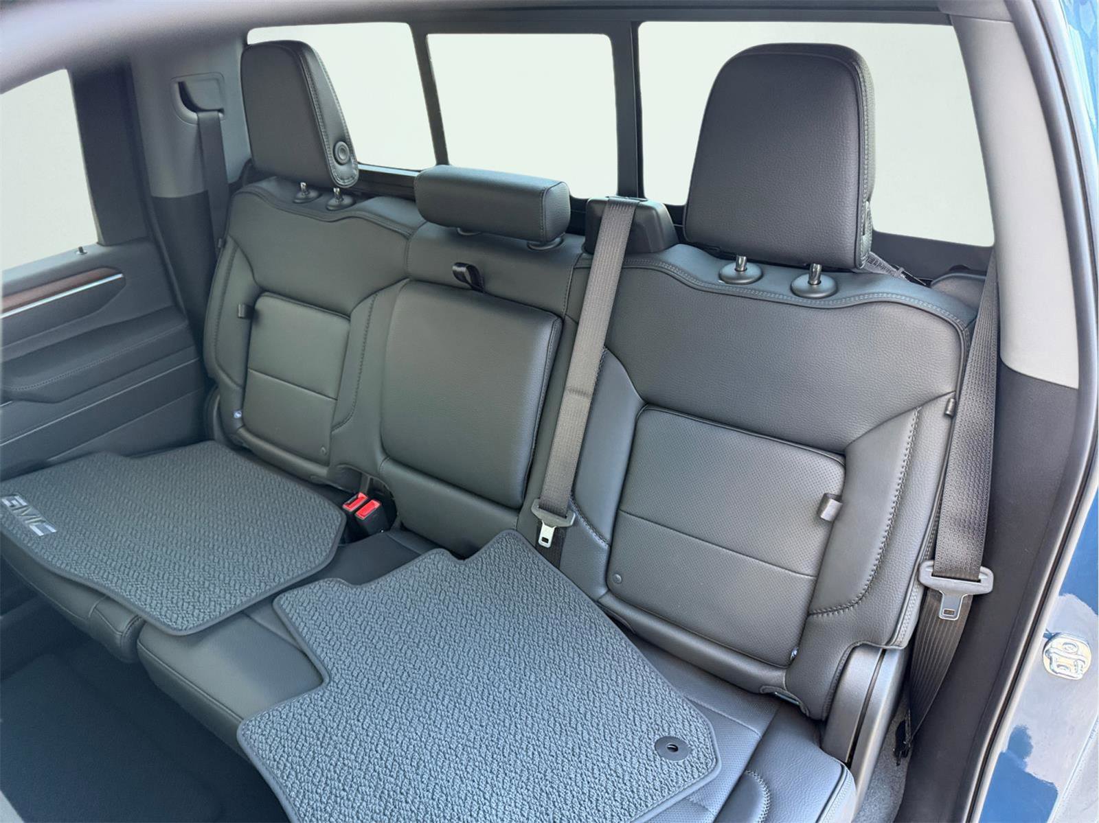 New 2026 GMC Sierra 3500 Denali image 36