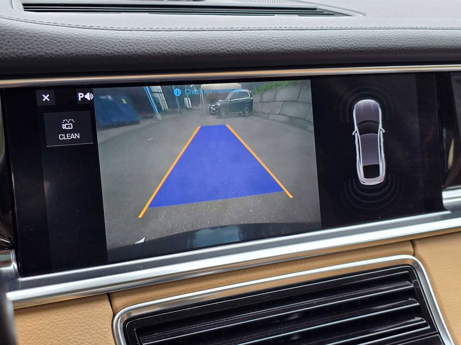Used 2020 Porsche Panamera 4 AWD/4WD image 30