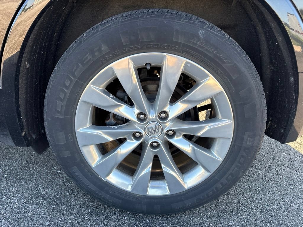 Used 2017 Buick Envision Essence FWD image 4
