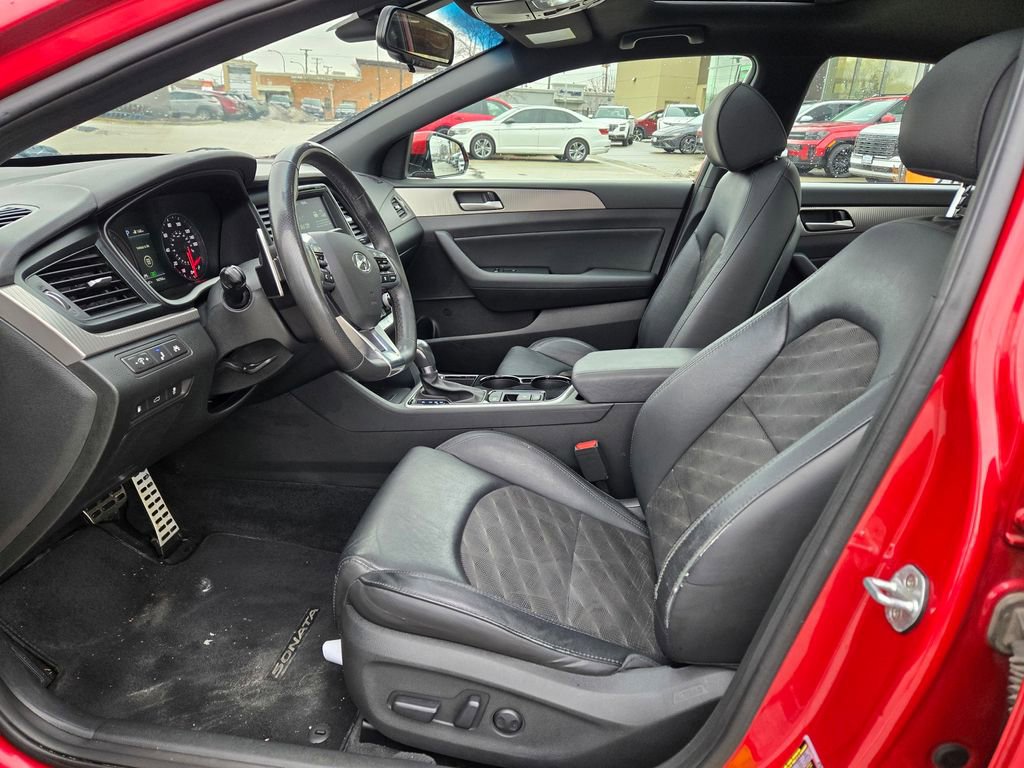 Used 2018 Hyundai Sonata Sport w/ Tech Package 05 image 29