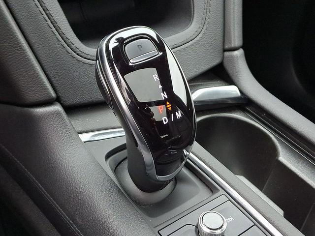 Used 2025 Cadillac XT5 Premium Luxury image 14