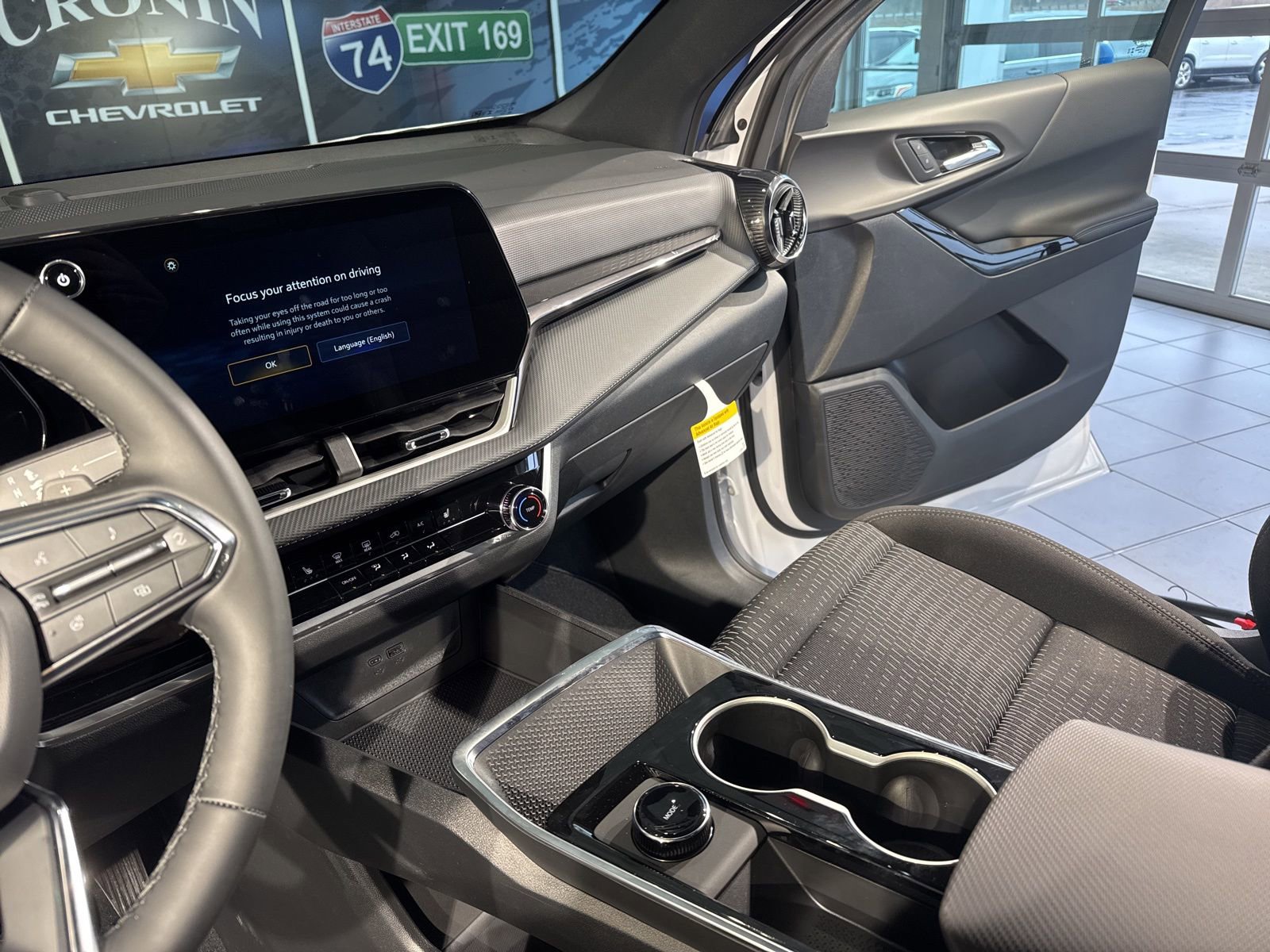 New 2026 Chevrolet Equinox LT image 22