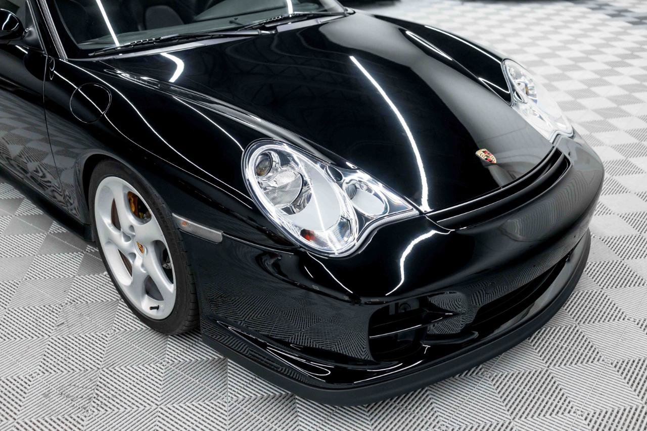 Used 2002 Porsche 911 GT2 RWD image 15