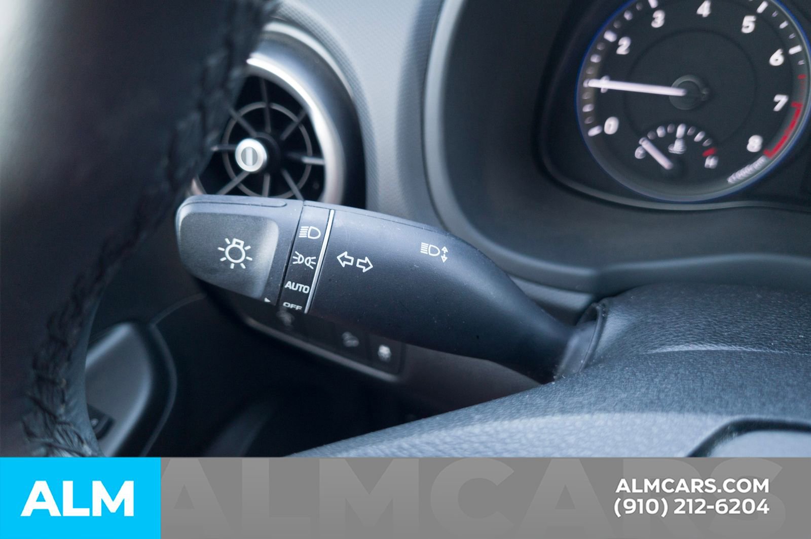 Used 2022 Hyundai Kona SEL w/ Convenience Package image 31