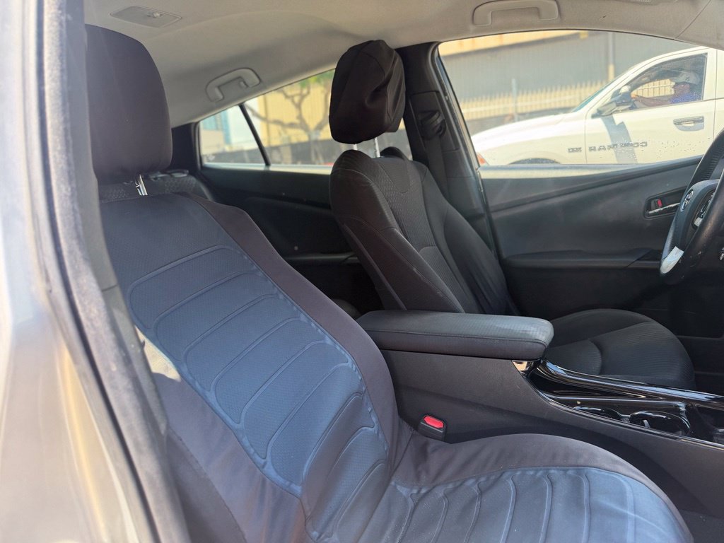 Used 2018 Toyota Prius Prime Plus w/ Carpet Mat Package FWD image 9
