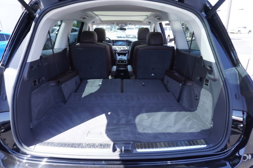 Used 2020 Mercedes-Benz GLS 450 4MATIC image 7