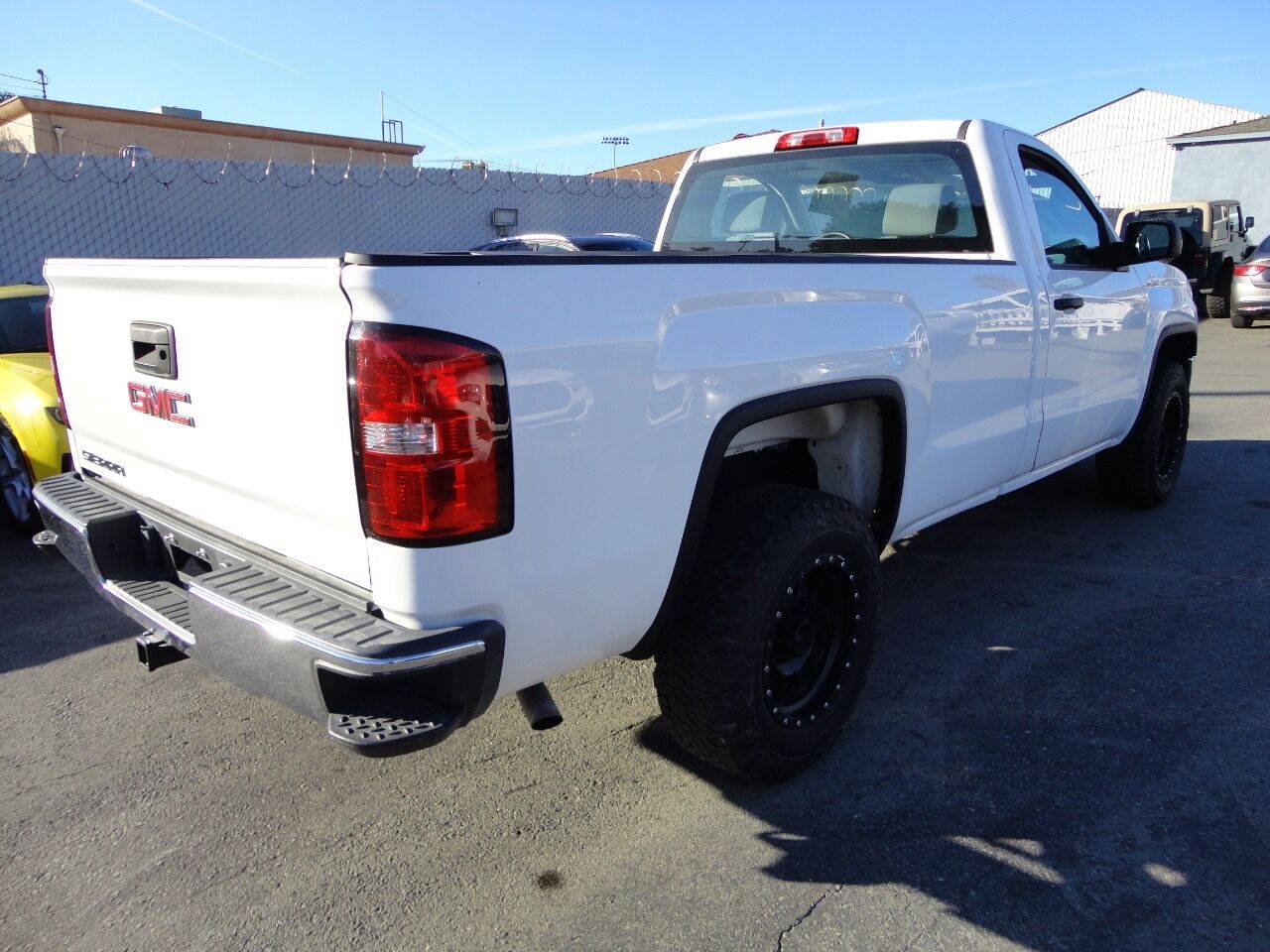 Used 2016 GMC Sierra 1500 2WD Regular Cab image 9