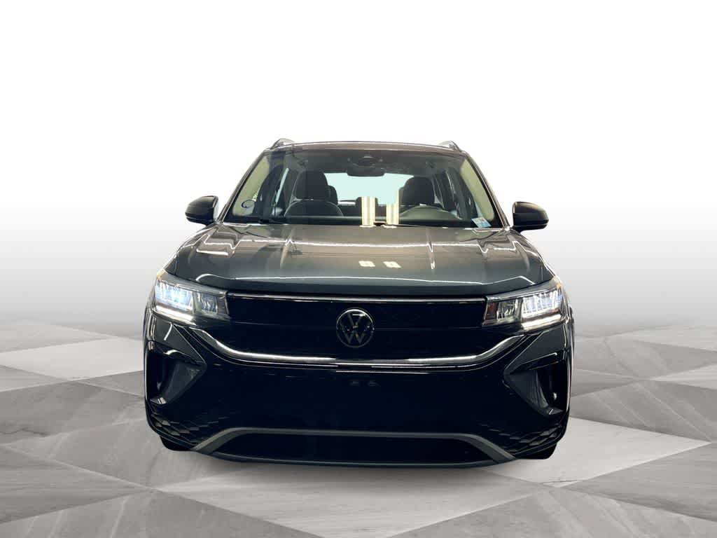 Certified 2024 Volkswagen Taos S FWD image 3