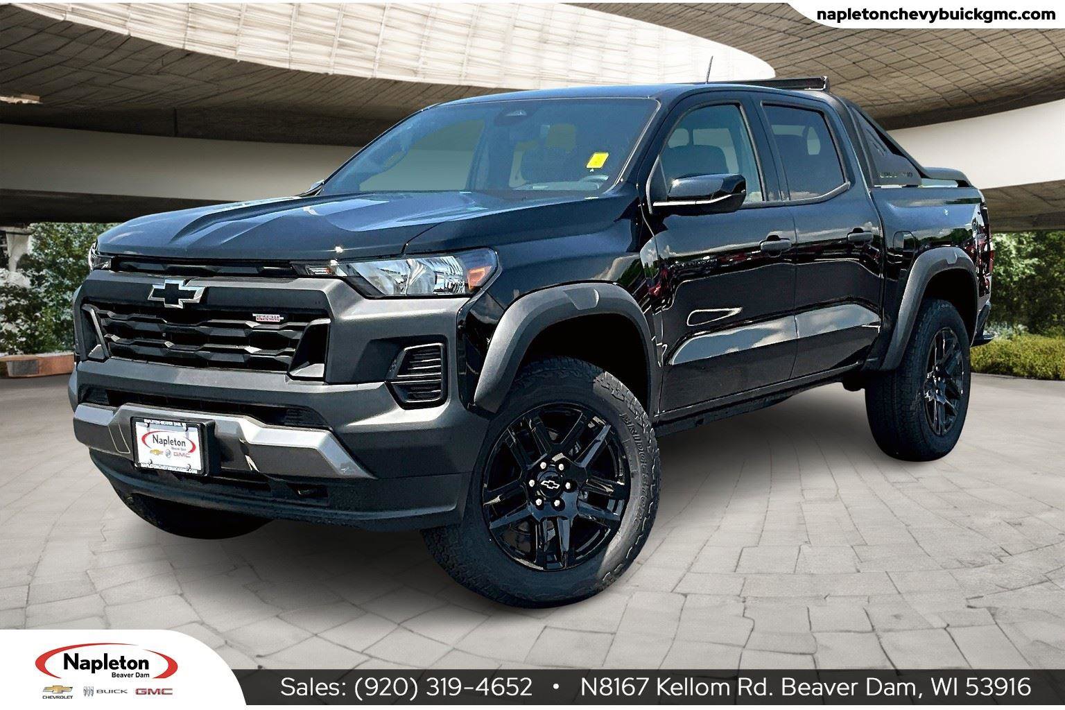 New 2025 Chevrolet Colorado Trail Boss w/ Midnight Edition