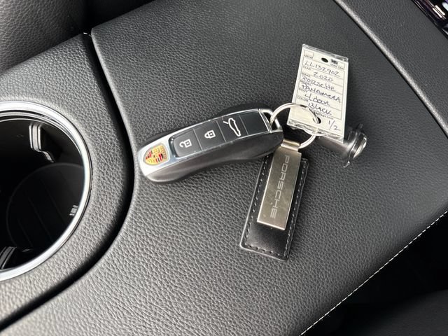 Used 2020 Porsche Panamera 4 AWD/4WD image 30