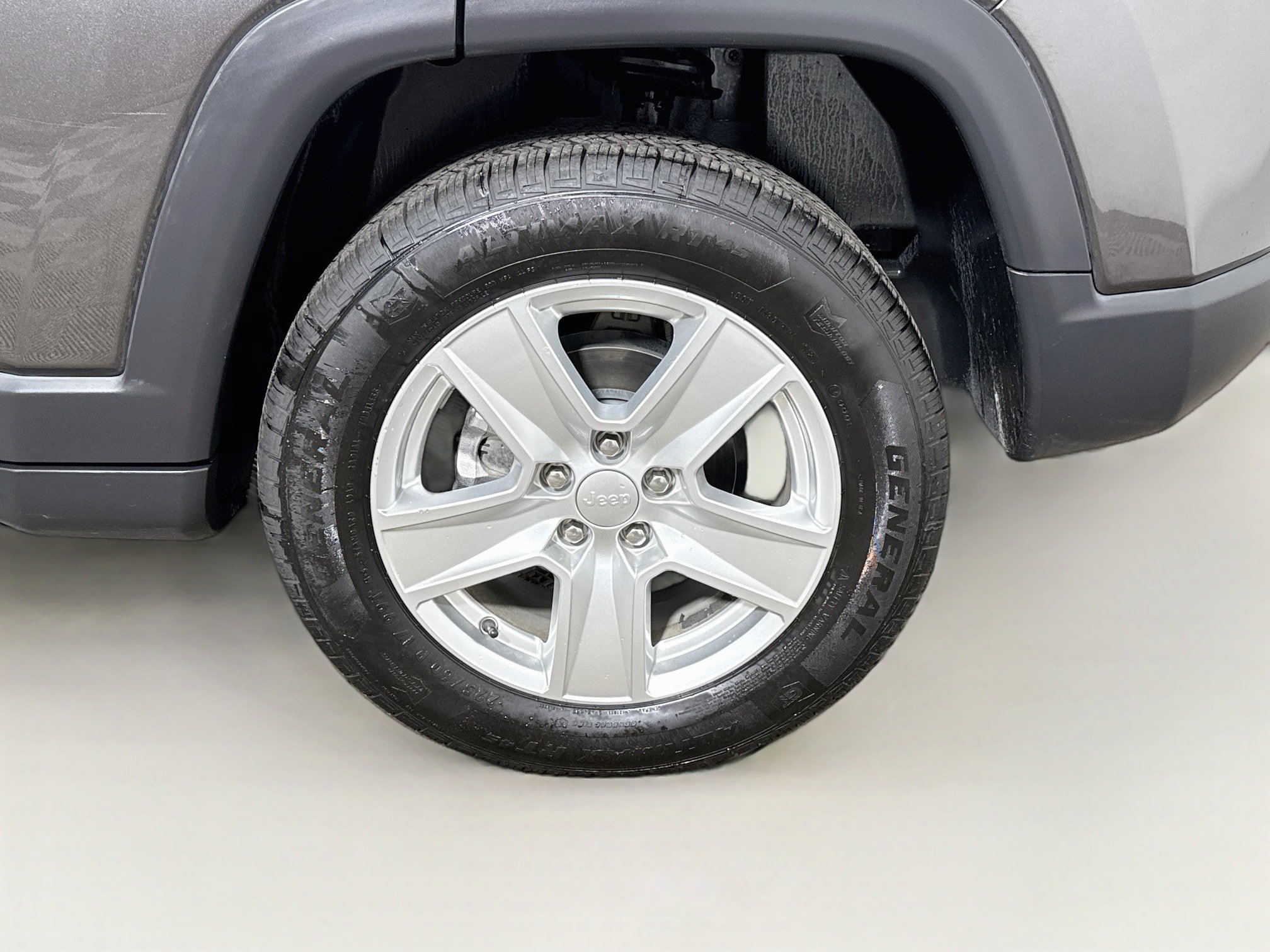 Used 2022 Jeep Compass Latitude AWD/4WD image 23