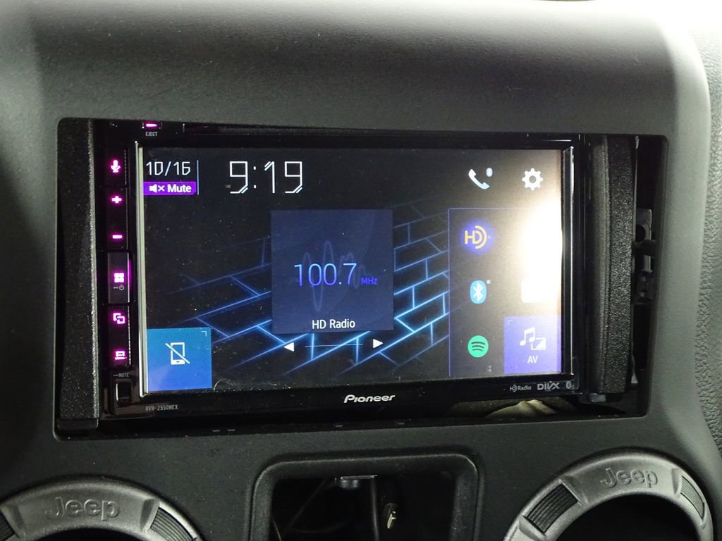 Used 2017 Jeep Wrangler Unlimited Sport w/ Connectivity Group image 20