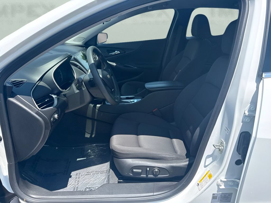 Used 2024 Chevrolet Malibu LT FWD image 5