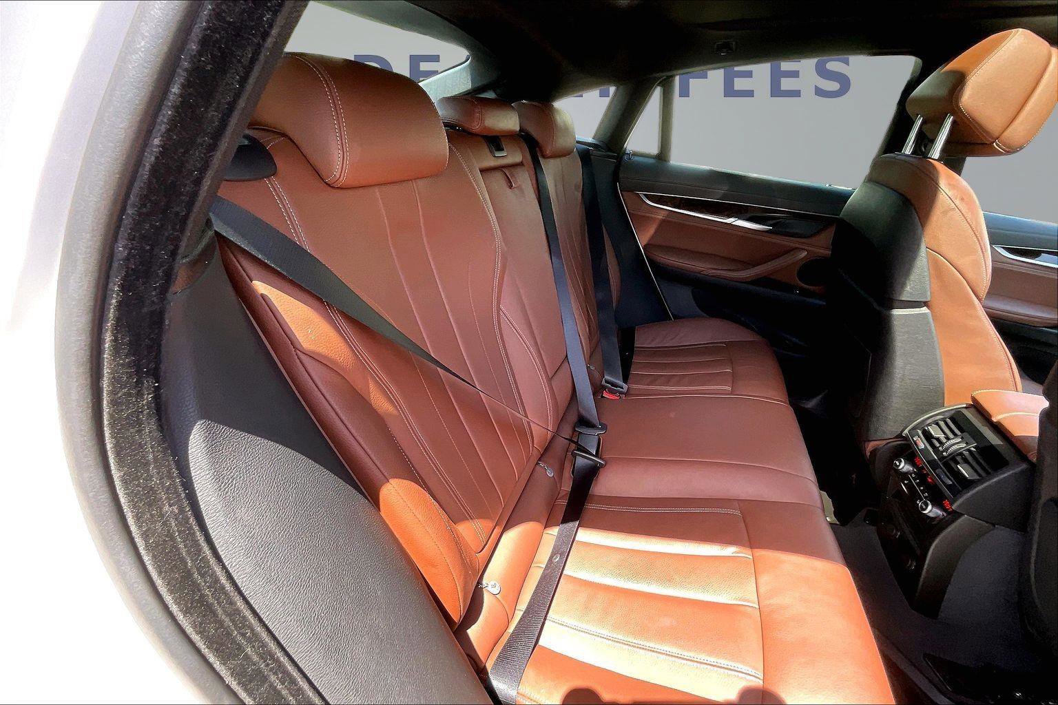 Used 2019 BMW X6 xDrive35i w/ M Sport Package image 24