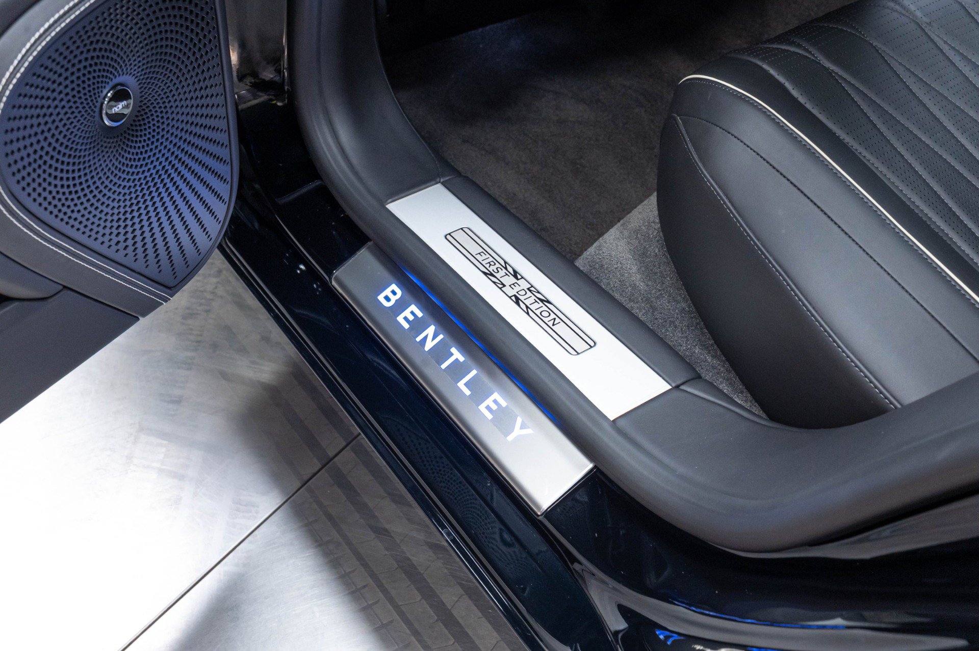 Used 2020 Bentley Flying Spur W12 AWD/4WD image 25