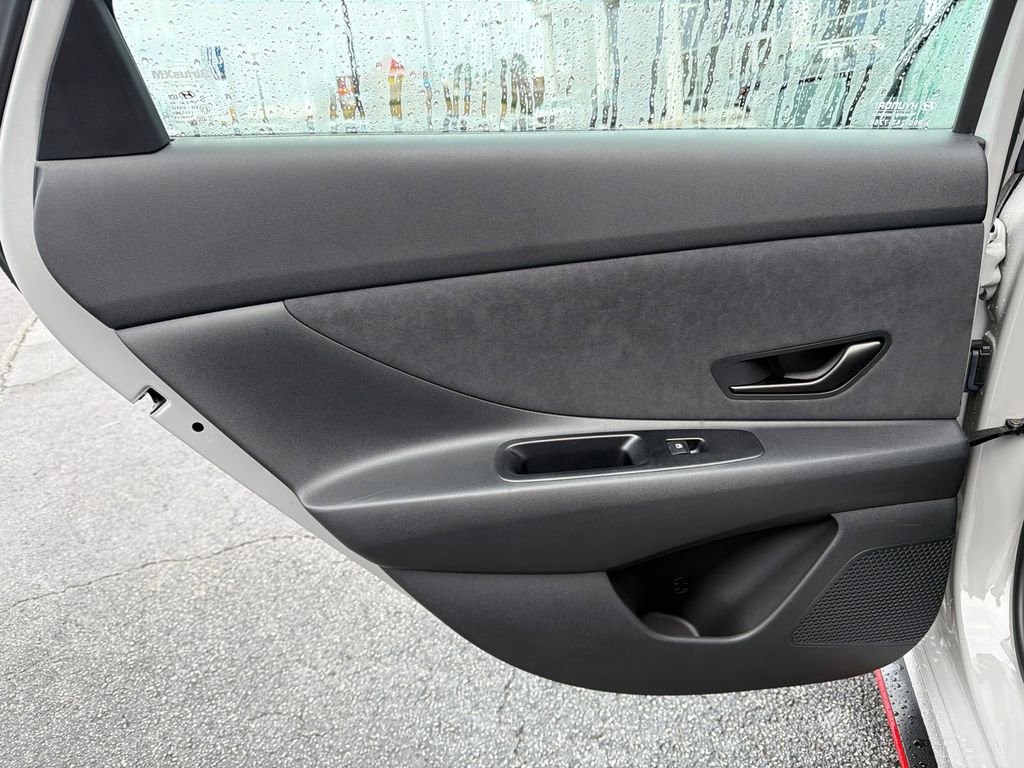 Used 2025 Hyundai Elantra N image 21