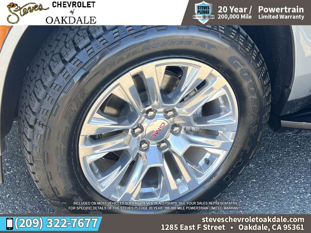 Certified 2025 GMC Yukon XL Denali AWD/4WD image 36