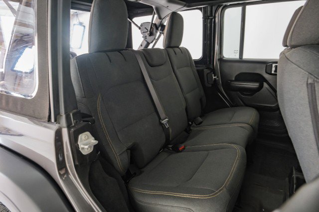 Used 2024 Jeep Wrangler Unlimited Sport image 29