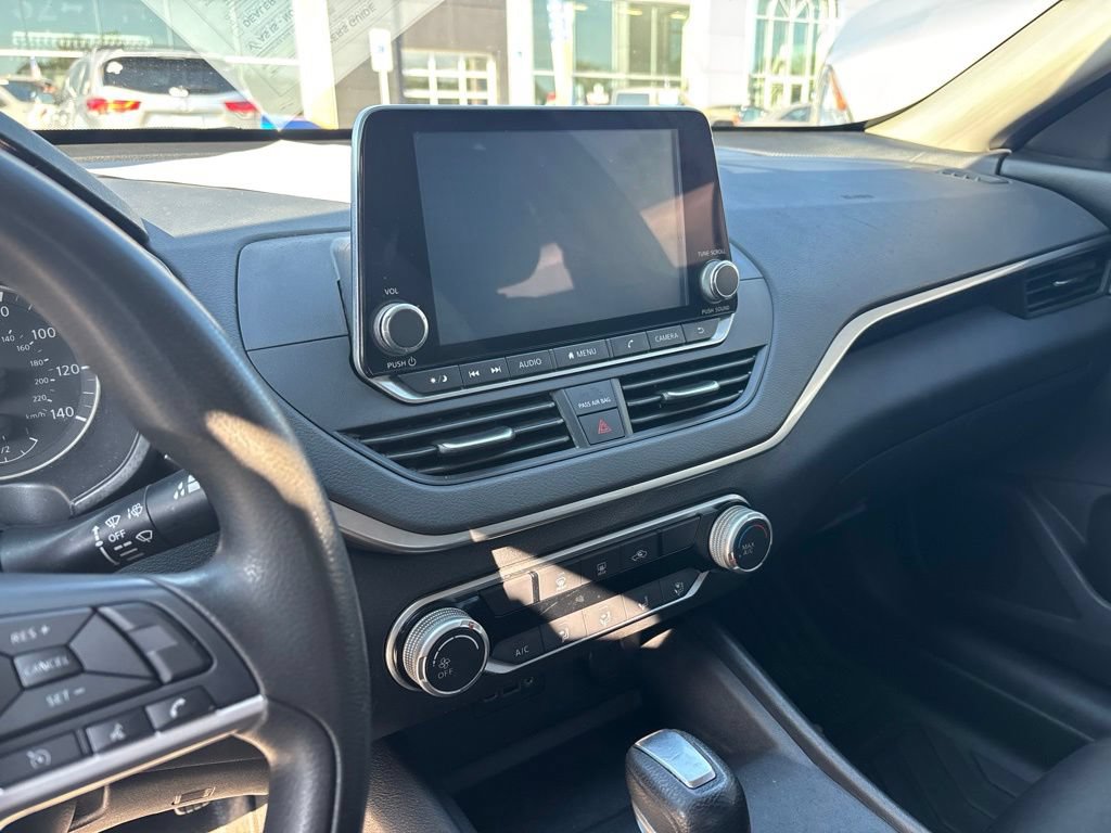 Used 2020 Nissan Altima 2.5 S FWD image 10