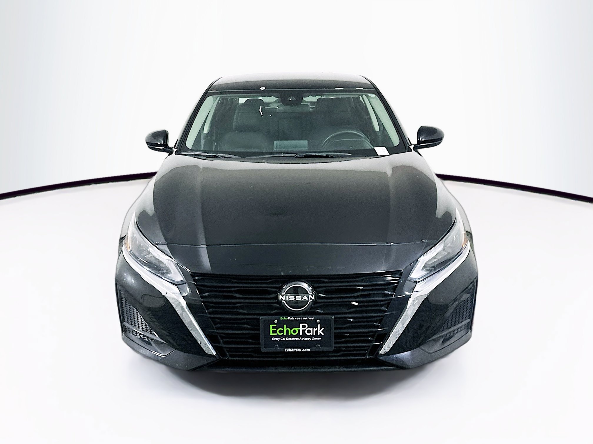 Used 2023 Nissan Altima 2.5 SV FWD image 2