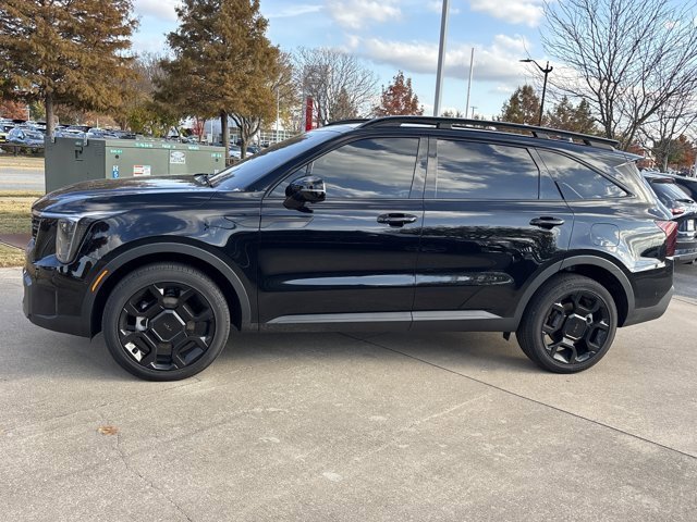 Used 2025 Kia Sorento SX Prestige w/ Olive Brown Leather Package image 10