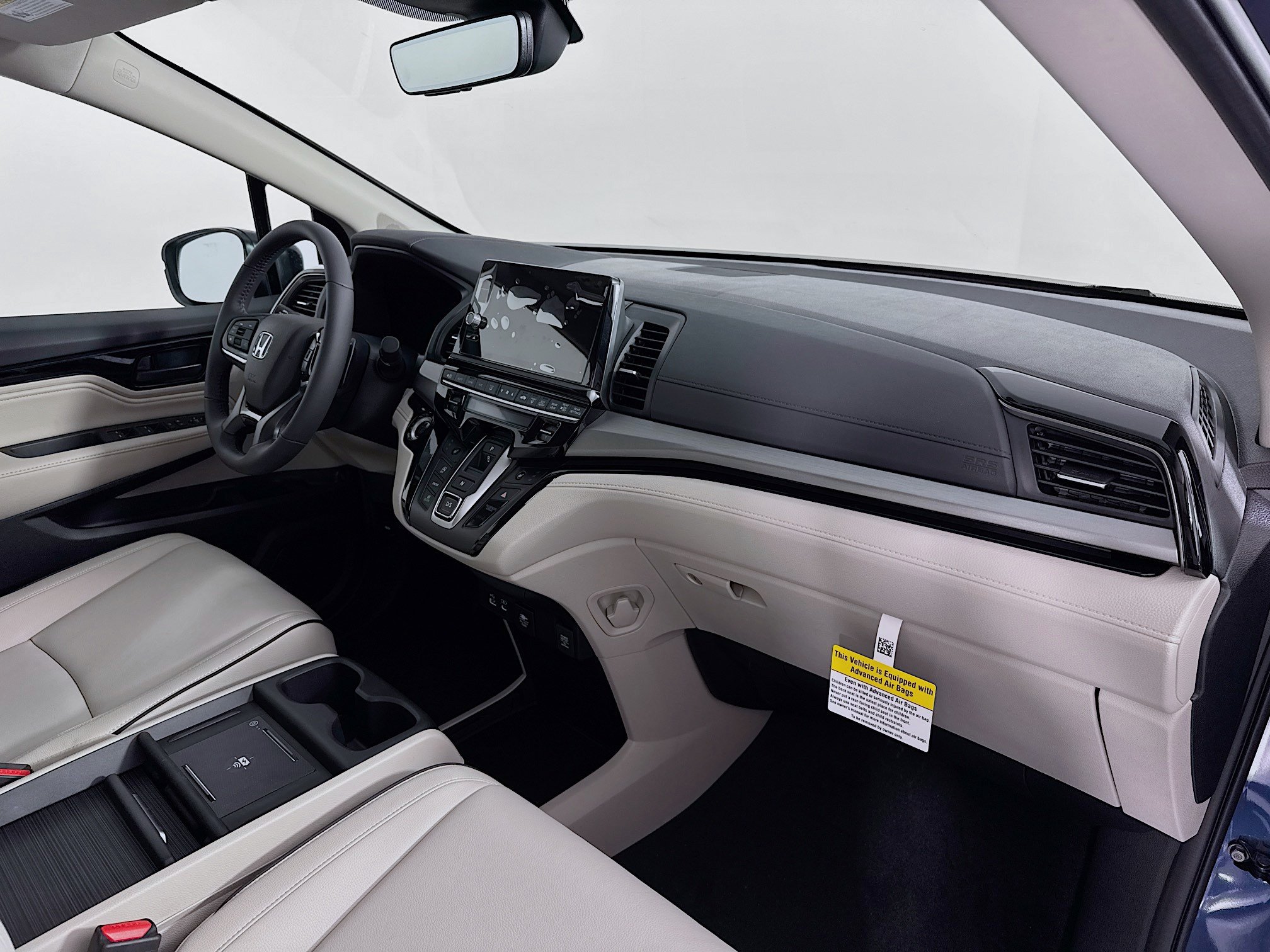 New 2026 Honda Odyssey Touring image 32