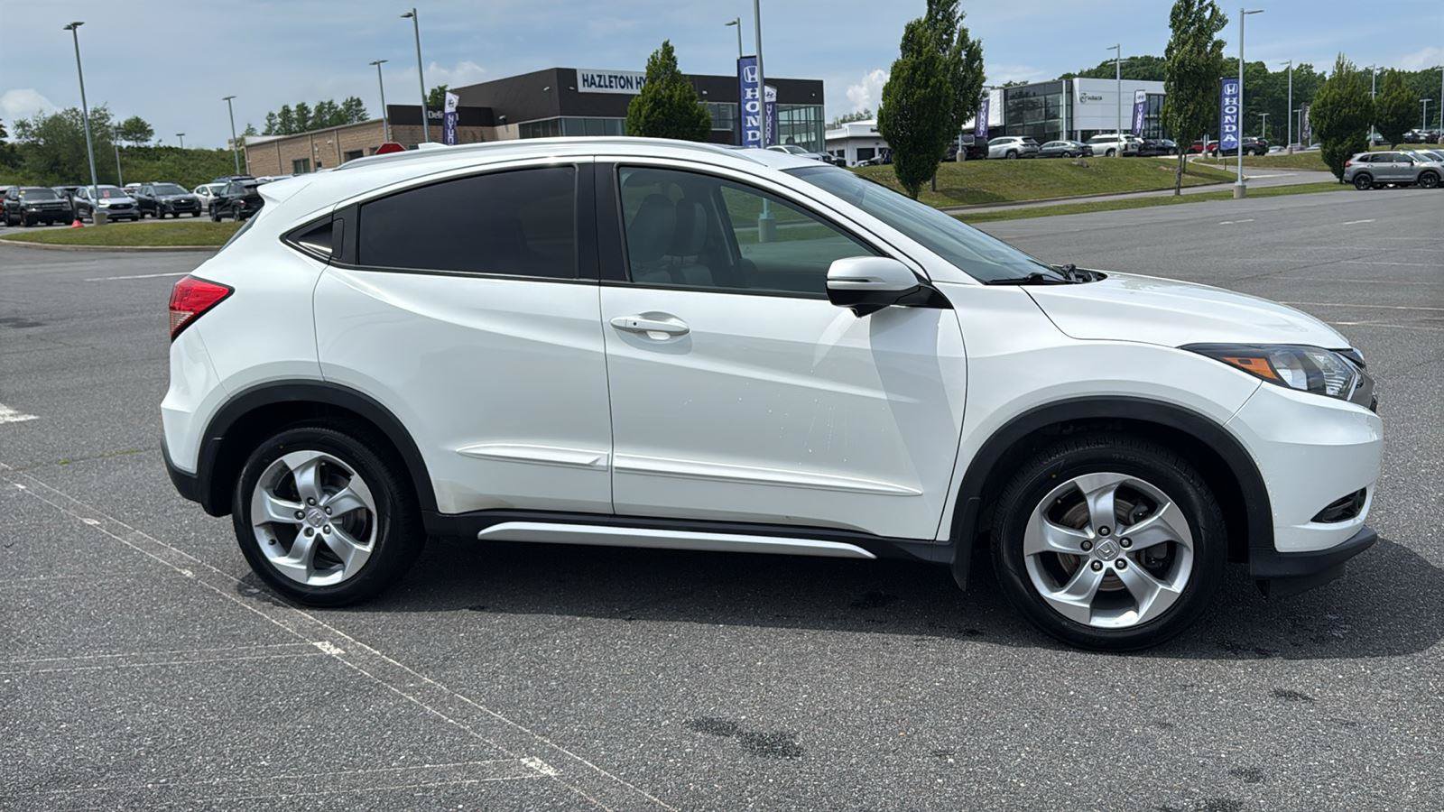 Used 2016 Honda HR-V EX-L image 3