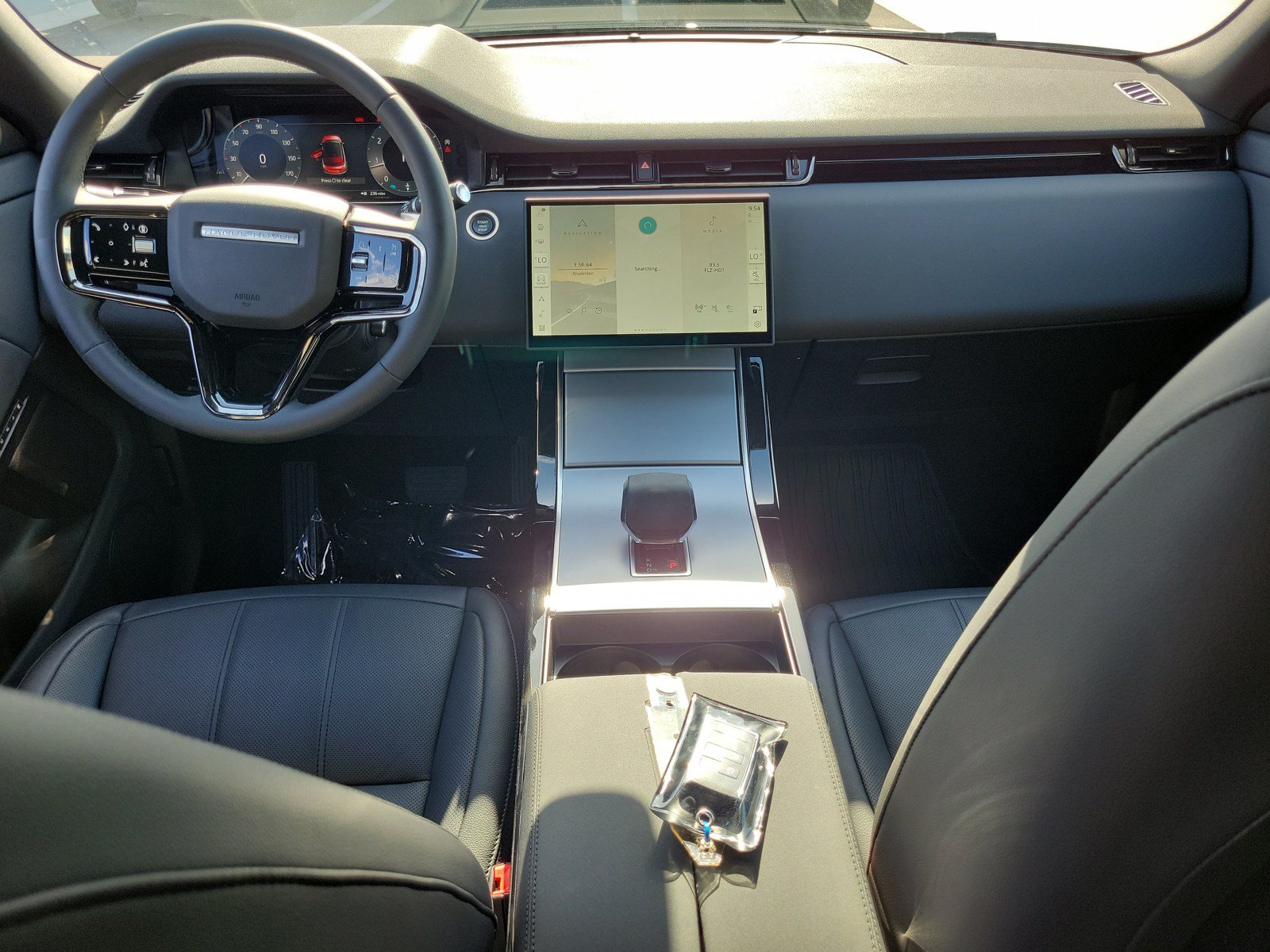 Used 2025 Land Rover Range Rover Evoque S AWD/4WD image 28