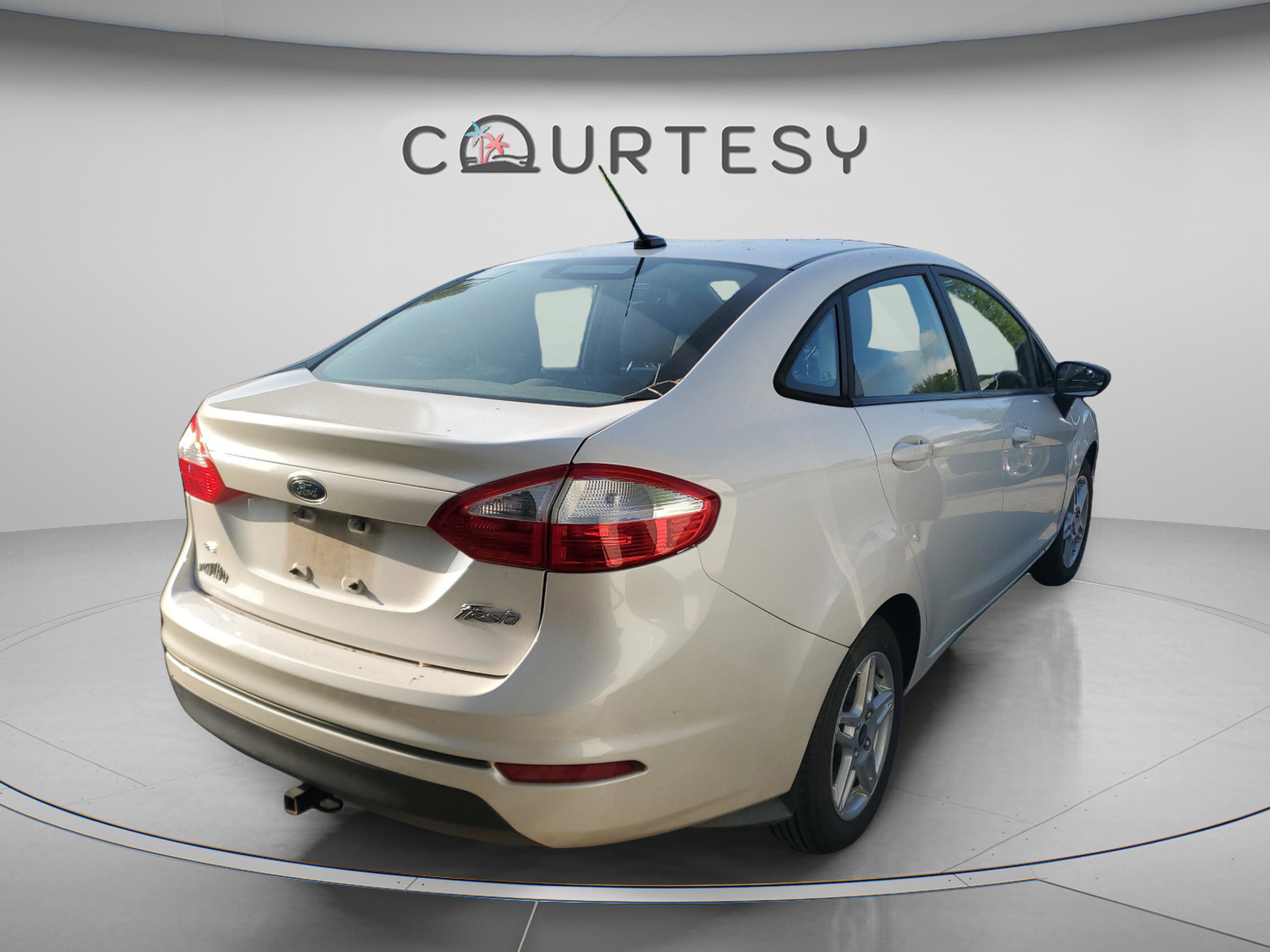 Used 2017 Ford Fiesta SE FWD image 18