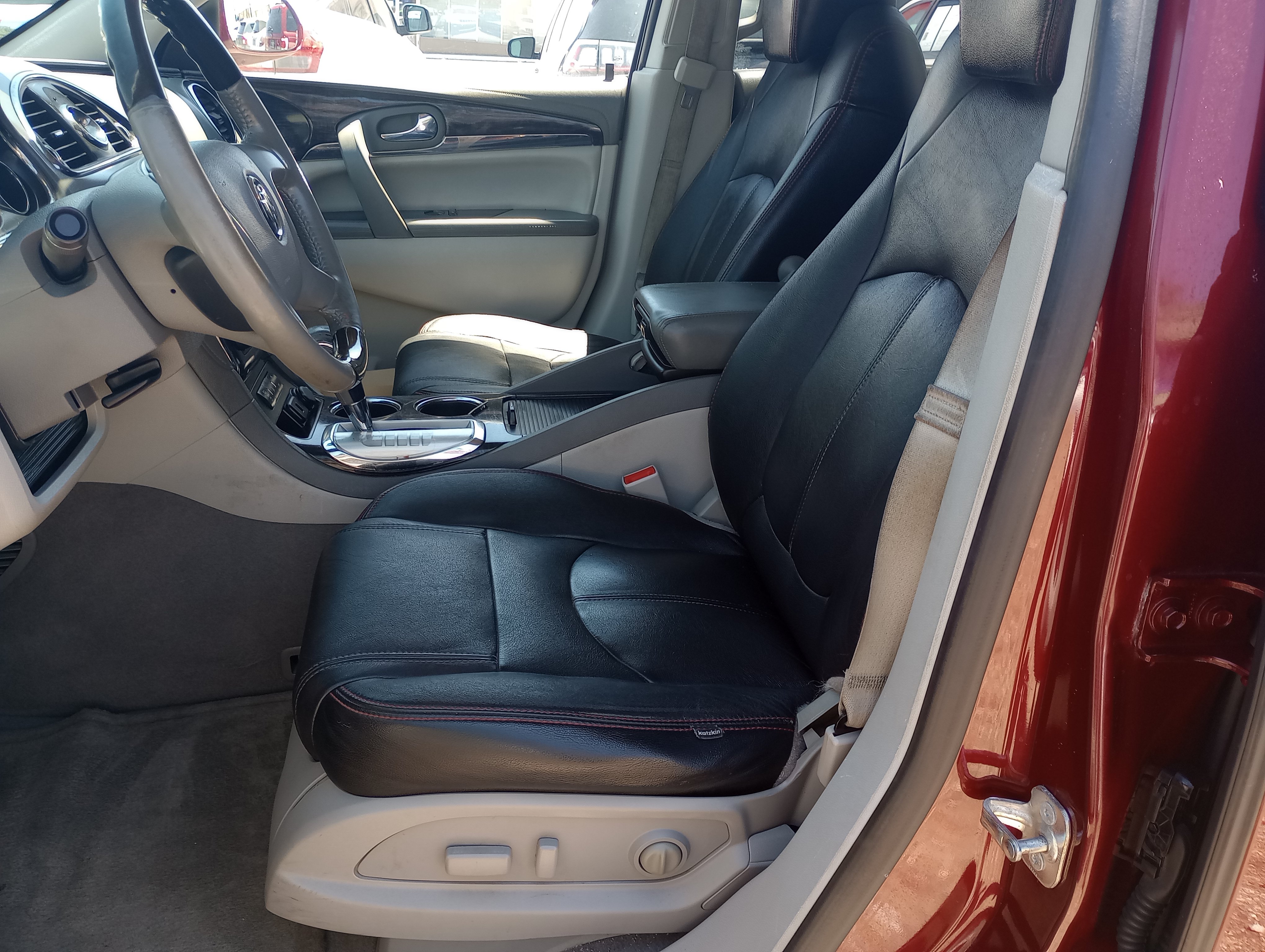 Used 2015 Buick Enclave Convenience FWD image 10
