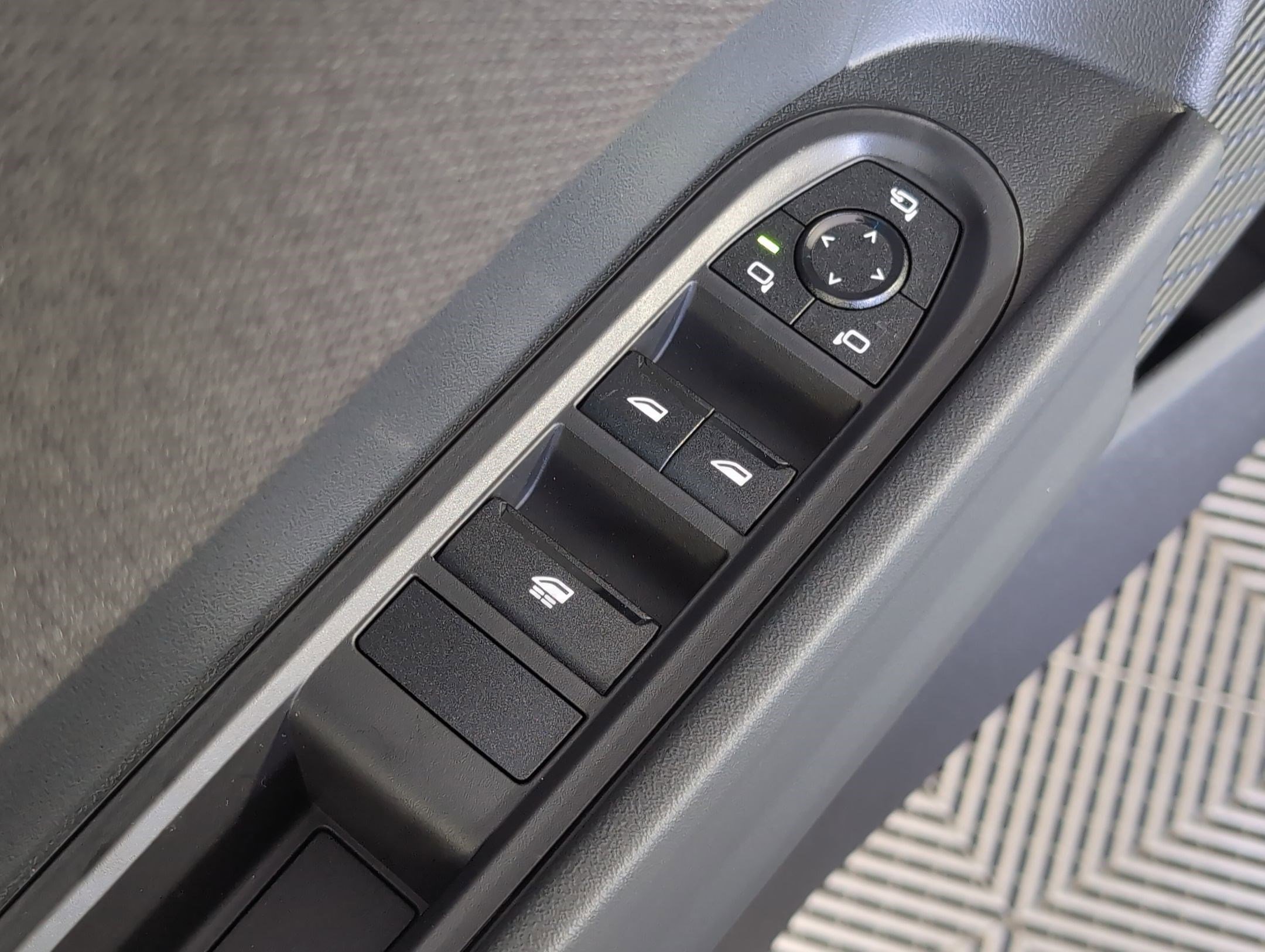 New 2026 MINI Cooper S image 9