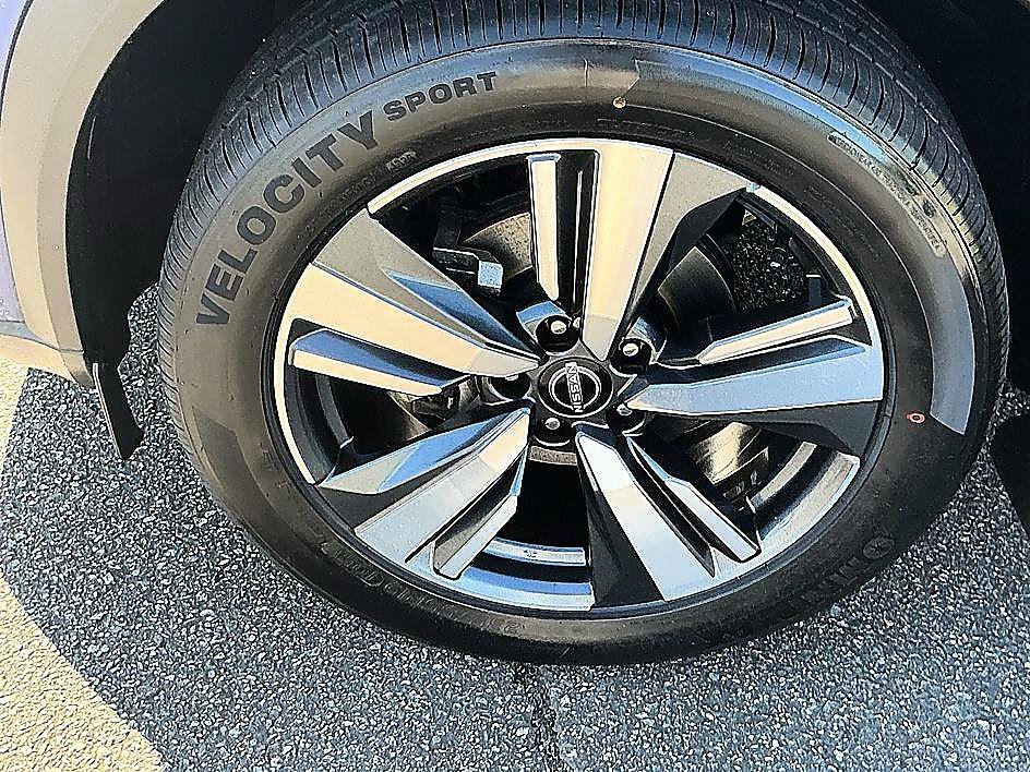 Certified 2023 Nissan Rogue SV AWD/4WD image 8