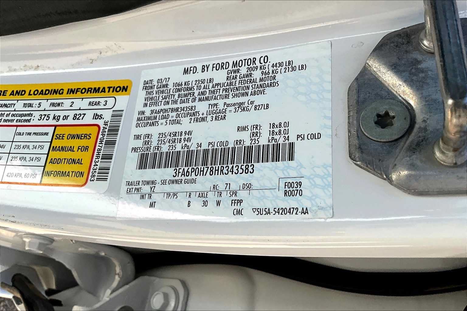 Used 2017 Ford Fusion SE w/ Equipment Group 201A FWD image 36