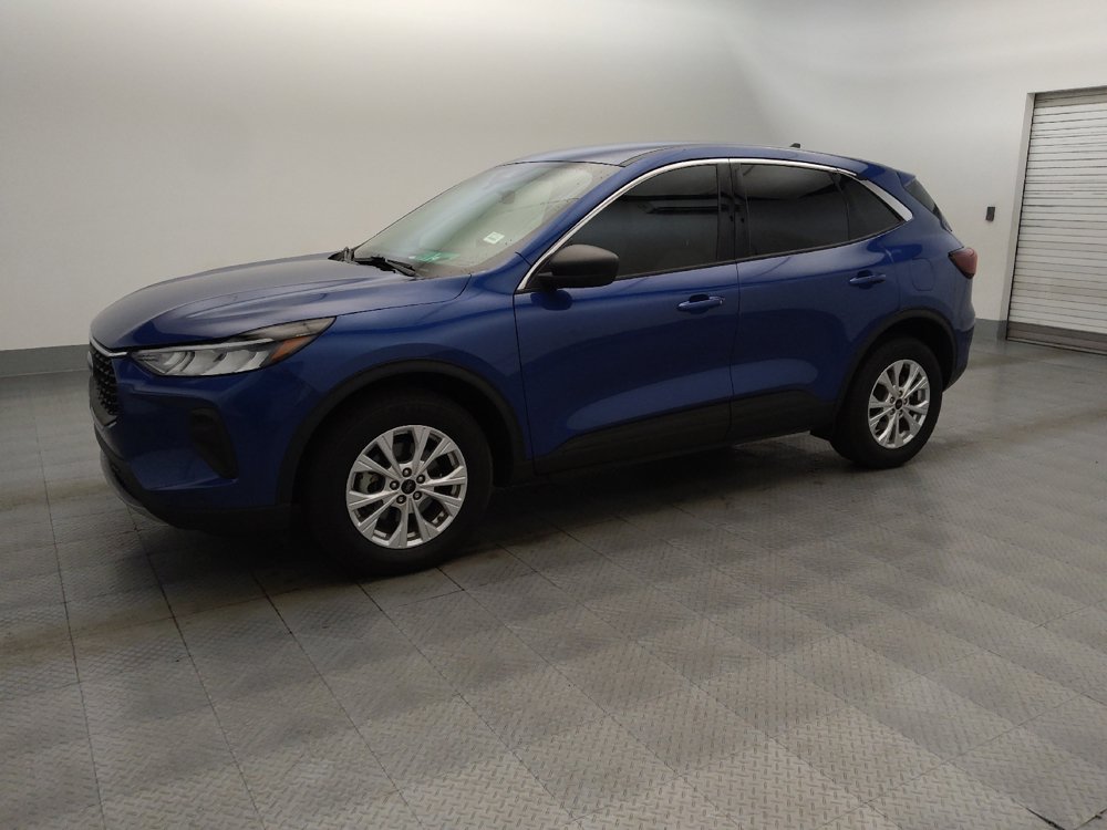 Used 2023 Ford Escape Active AWD/4WD image 2