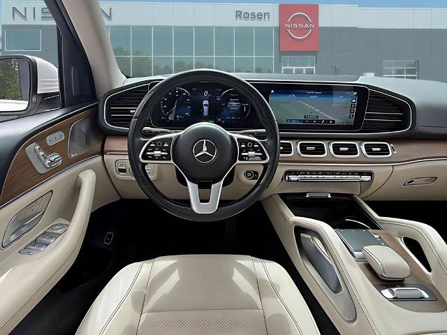 Used 2022 Mercedes-Benz GLS 450 4MATIC image 8