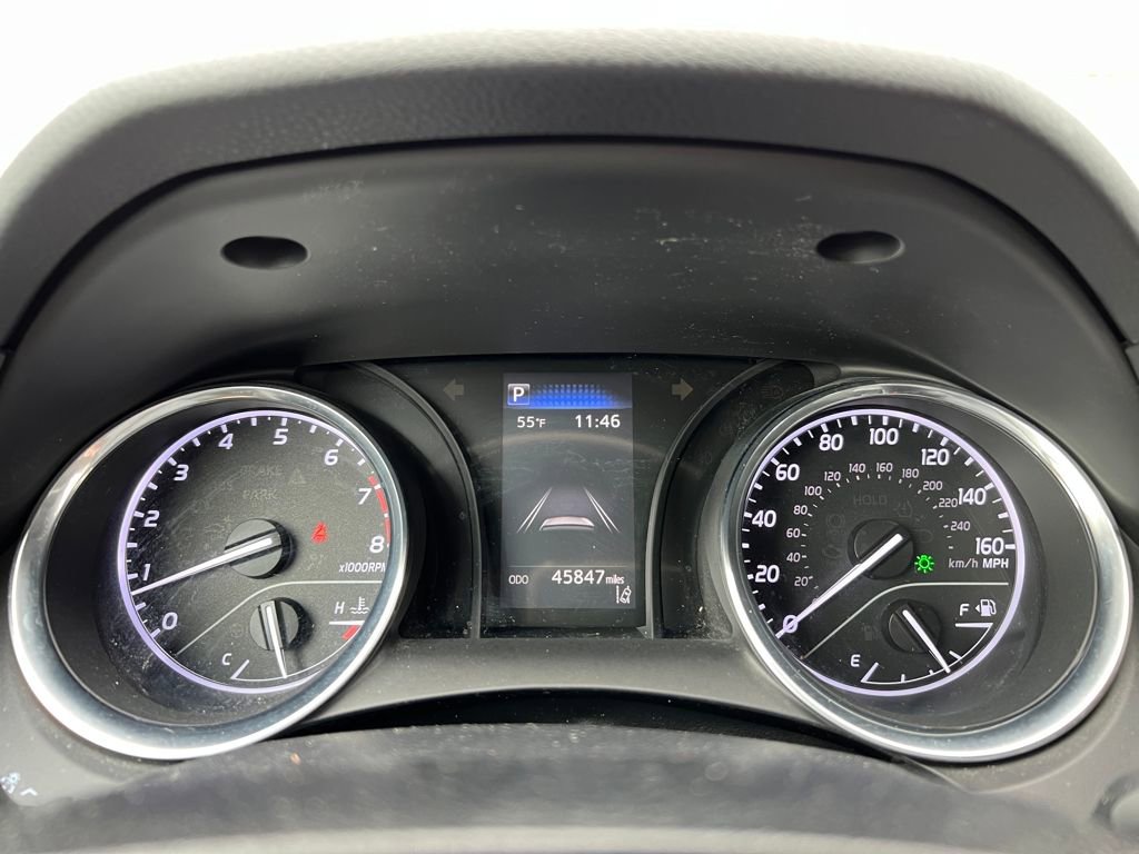 Used 2020 Toyota Camry LE image 35