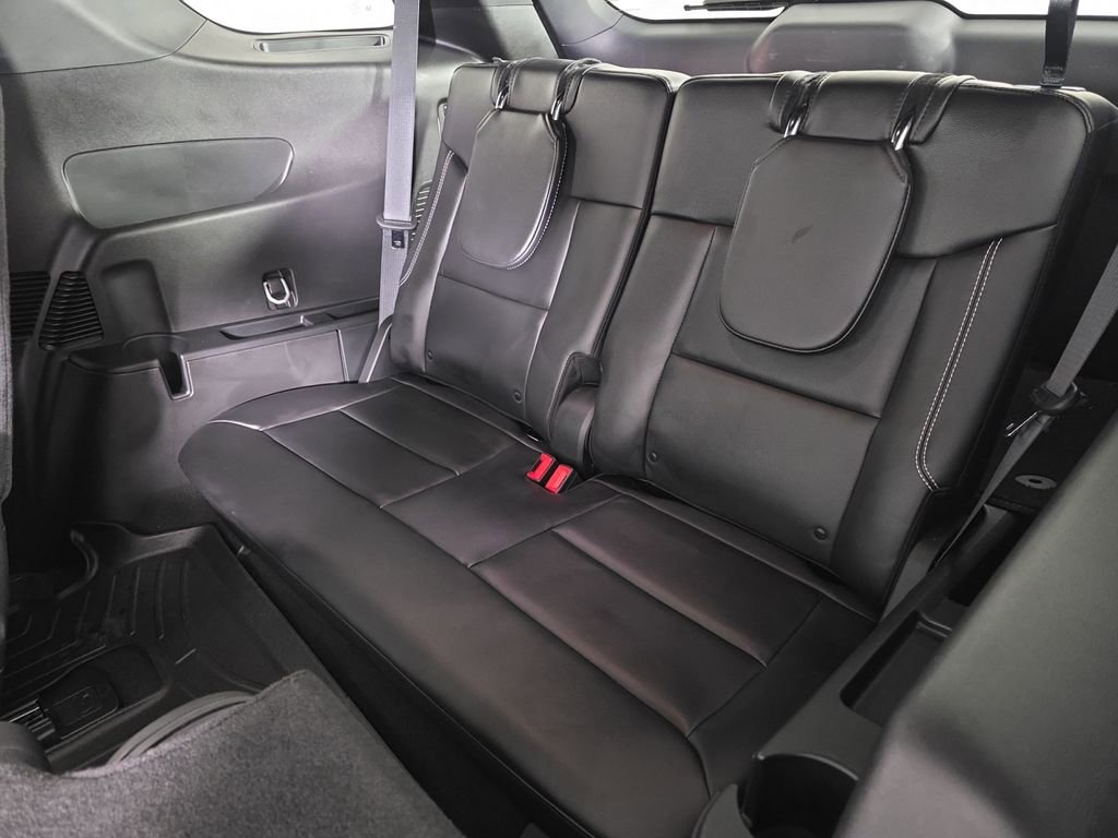 Used 2024 Ford Explorer ST w/ Equipment Group 401A AWD/4WD image 19