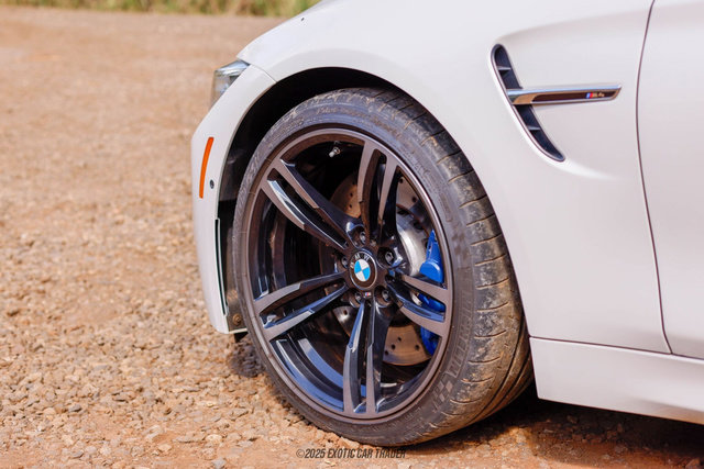 Used 2015 BMW M4 Convertible image 90