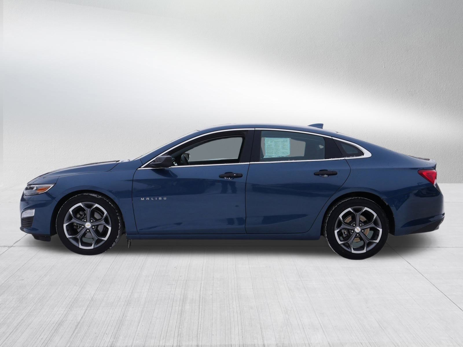 Used 2024 Chevrolet Malibu LT image 4