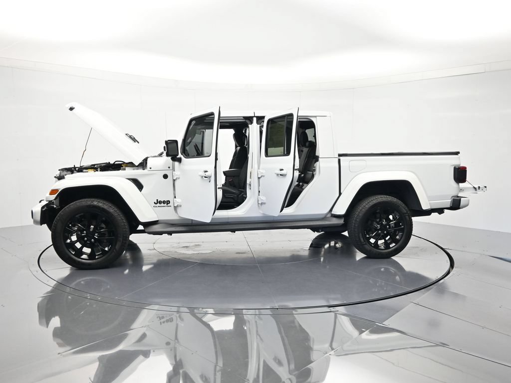 Used 2021 Jeep Gladiator Overland AWD/4WD image 47