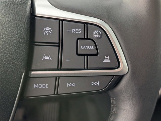 Used 2024 Toyota Grand Highlander Limited image 17