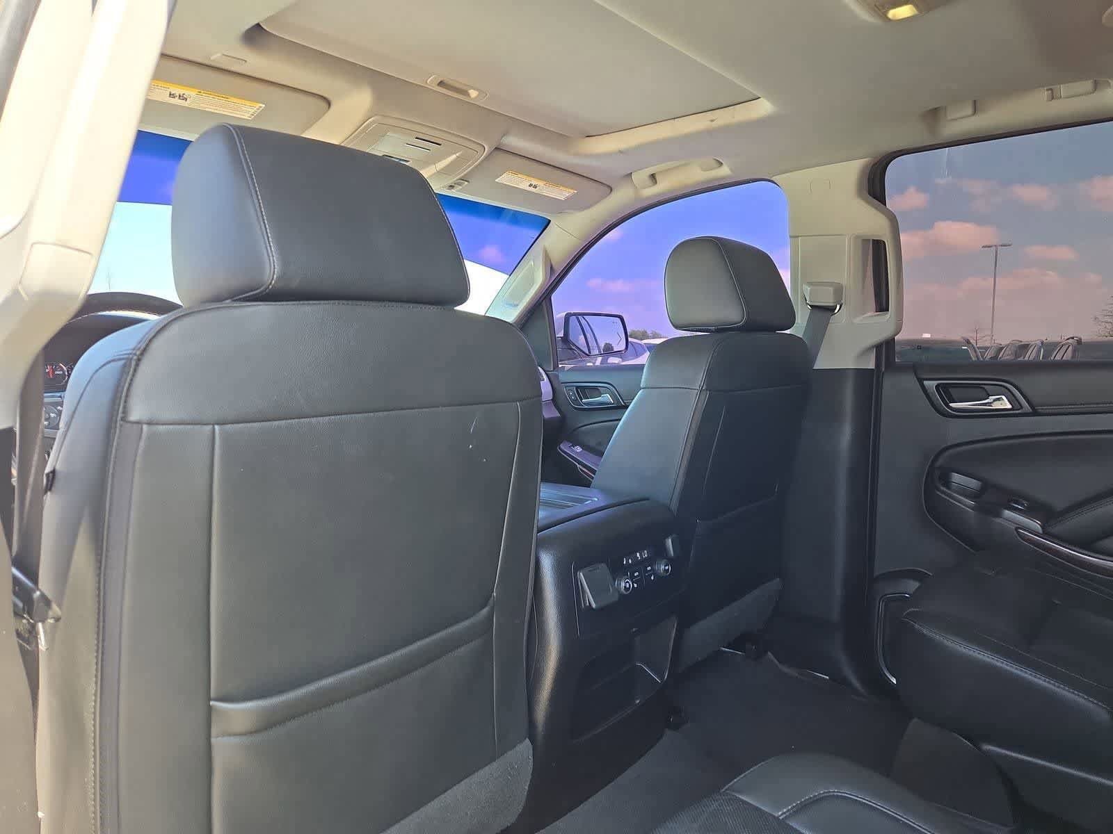 Used 2019 GMC Yukon SLT AWD/4WD image 17