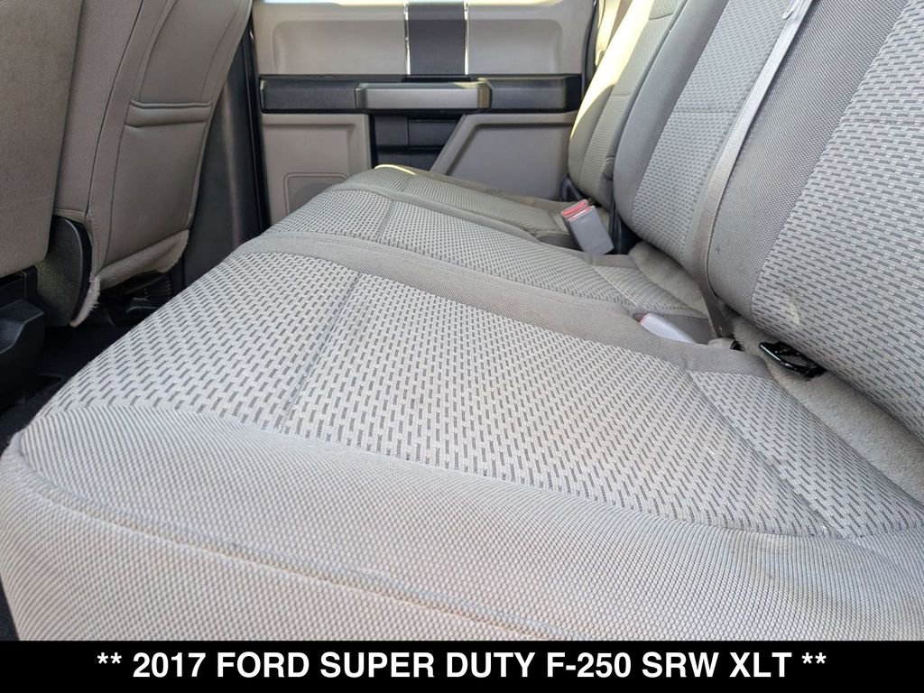 Used 2017 Ford F250 XLT AWD/4WD image 3