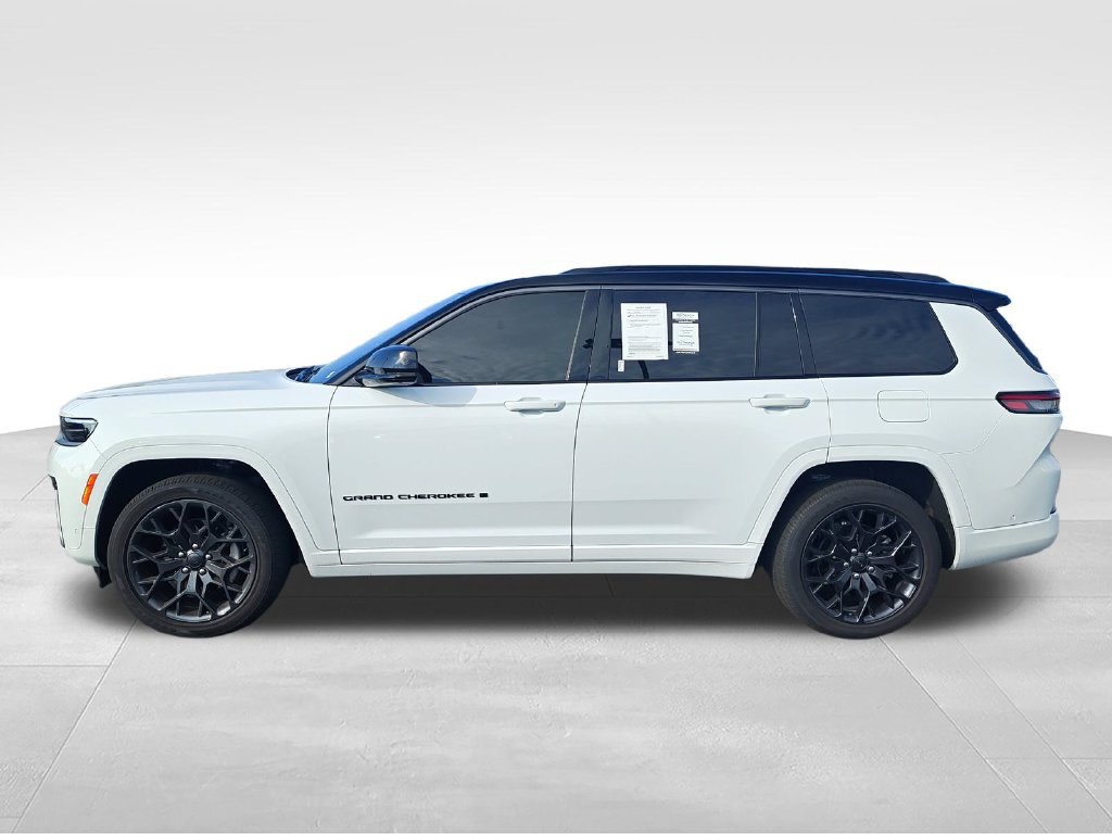 Used 2026 Jeep Grand Cherokee L Summit w/ Obsidian Package AWD/4WD image 2