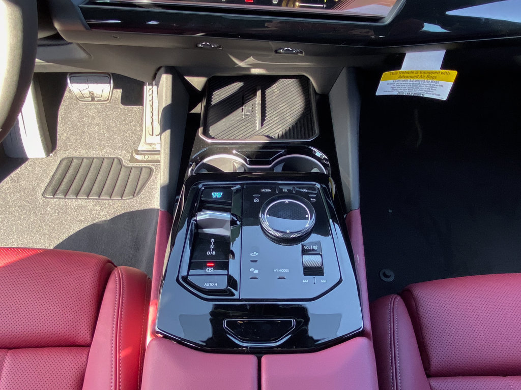 New 2027 BMW i5 xDrive40 w/ M Sport Package AWD/4WD image 31