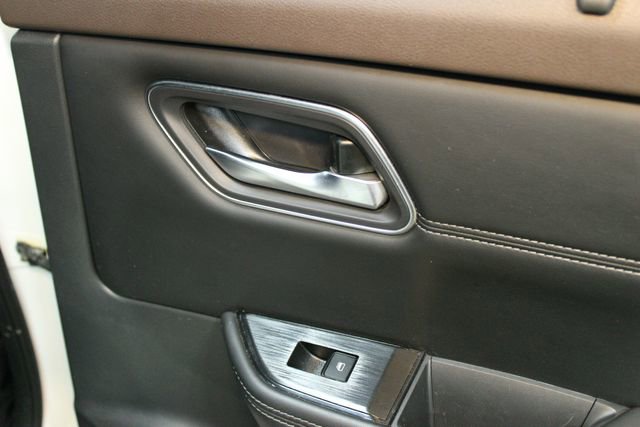 Used 2021 Nissan Rogue SV image 12